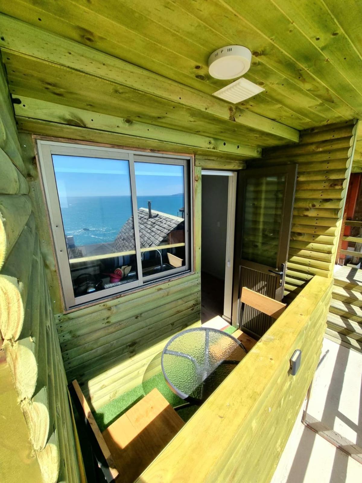 Al Mar Aparthotel